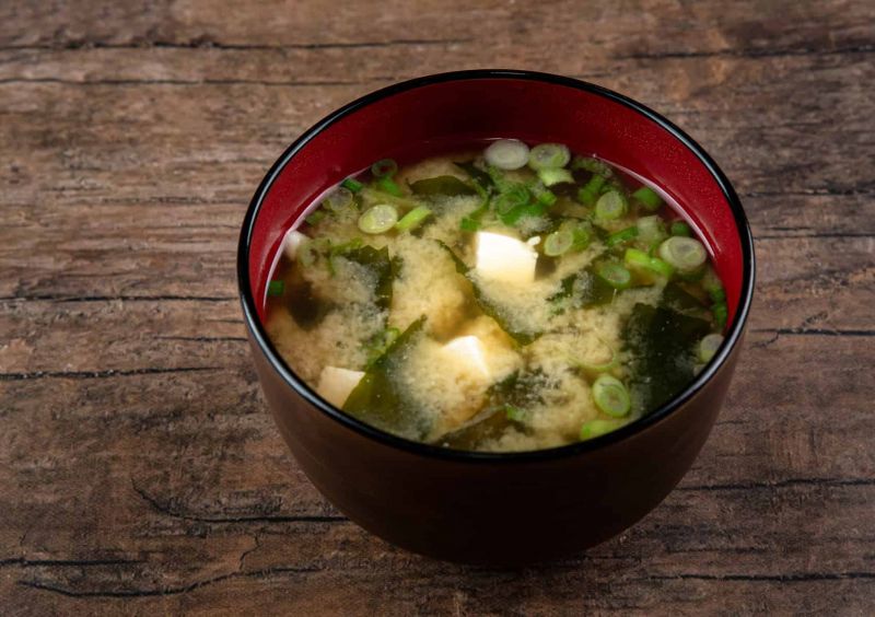 קובץ:Miso-soup.jpg