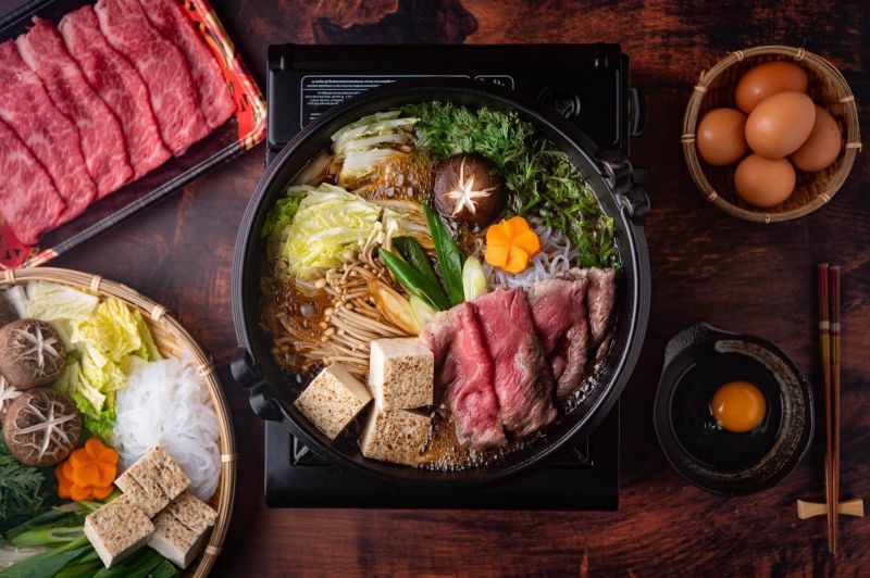 קובץ:Beef-sukiyaki-japanese.jpg
